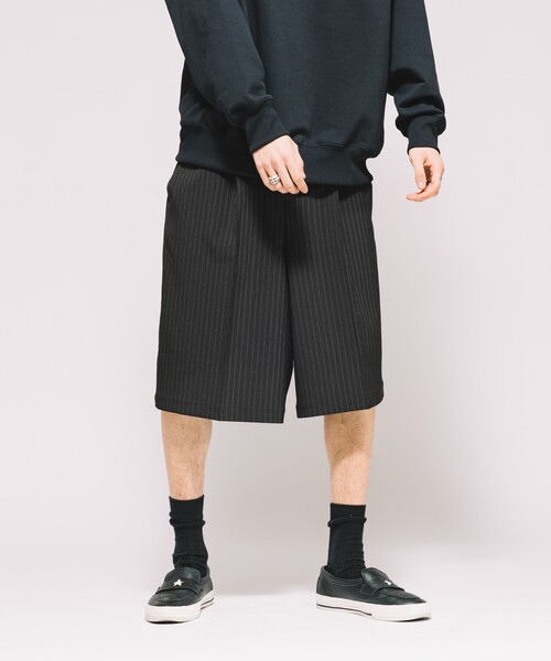 FREAK'S STORE（フリークスストア）の「FREAK’S STORE/フリークスストア バギーシルエット スラックス ショートパンツ（その他パンツ・メンズ・チャコールグレー/ブラック/その他13・MEDIUM/LARGE）」の15枚目の写真