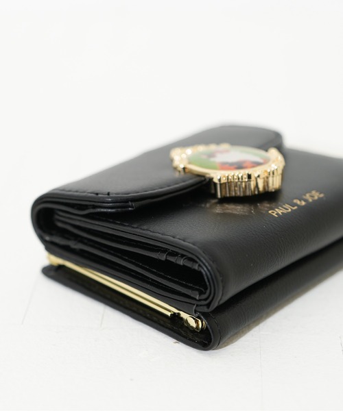 PAUL & JOE ACCESSOIRES（ポールアンドジョーアクセソワ）の「【PAUL & JOE ACCESSOIRES /ポール アンド ジョー アクセソワ 】 CAT BROOCH　がま口ミニウォレット（財布・レディース・ブラック/グリーン/レッド・FREE）」の6枚目の写真