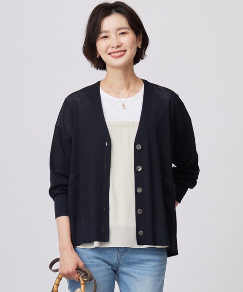 J.PRESS Ladies(J.プレス レディス)の「【洗える】Vis/Peスパーク ニット カーディガン(カーディガン/ボレロ・レディース・ベージュ系/サックスブルー系/ネイビー系/アイボリー系・SMALL)」の3枚目の写真