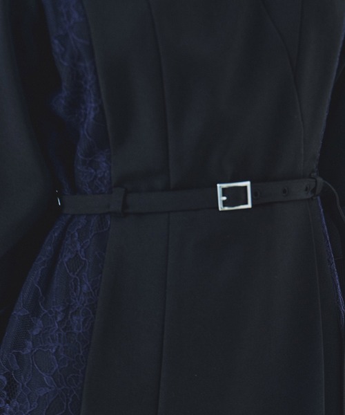 UNITED TOKYO（ユナイテッドトウキョウ）の「【残りわずか！】レースドッキングカシュクールワンピース｜オケージョン/春服（ワンピース・レディース・ネイビー/ブラック・1/2）」の12枚目の写真