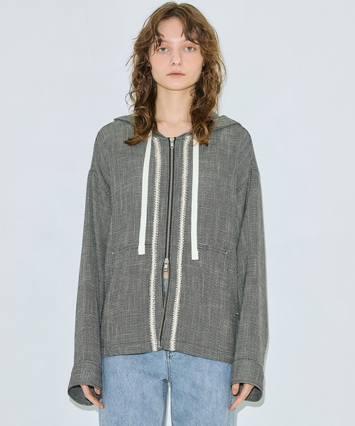 エンブロイダリー パーカー UNISEX エンブロイダリージップパーカー – BUNNY APARTMENT