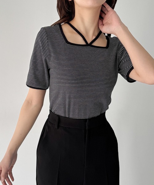 junoah（ジュノア）の「ワッフルボーダーホルターネック半袖トップス（Tシャツ/カットソー・レディース・ダークグレー/ホワイト/ブラック・SMALL/MEDIUM/LARGE）」の5枚目の写真
