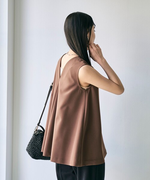 RONEL（ロネル）の「ノースリーブ フレアブラウス（シャツ/ブラウス・レディース・オフホワイト/ブラック/ライトブルー/ダークブラウン・S/M）」の15枚目の写真