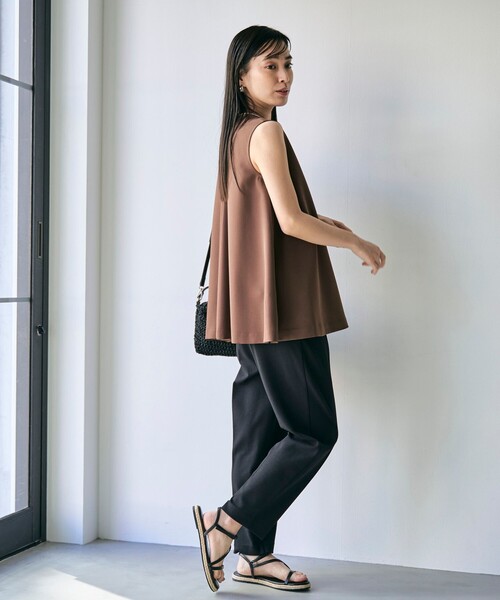 RONEL（ロネル）の「ノースリーブ フレアブラウス（シャツ/ブラウス・レディース・オフホワイト/ブラック/ライトブルー/ダークブラウン・S/M）」の16枚目の写真