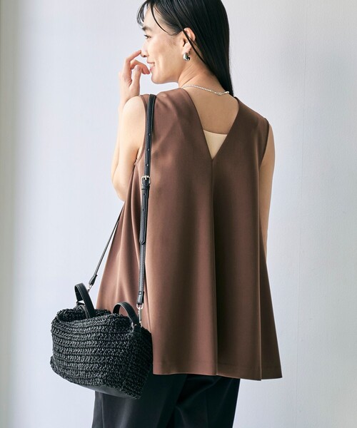 RONEL（ロネル）の「ノースリーブ フレアブラウス（シャツ/ブラウス・レディース・オフホワイト/ブラック/ライトブルー/ダークブラウン・S/M）」の18枚目の写真