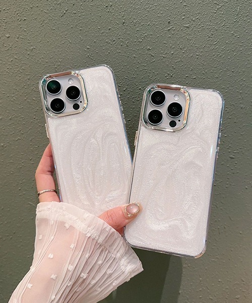 c.u.l（シーユーエル）の「ニュアンスグリッター クリア iPhoneカバー iphoneケース ipc747（スマホケース/カバー・レディース・ホワイト・iPhone 14/iPhone 14 Pro/iPhone 15/iPhone 15 Pro/iPhone 16/iPhone 16 Pro/iPhone 17）」の2枚目の写真