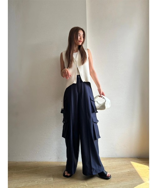 TRUNC(トランクエイティーエイト)の「Glossy Cargo Pants(カーゴパンツ・レディース・ネイビー/カーキ・FREE)」の4枚目の写真