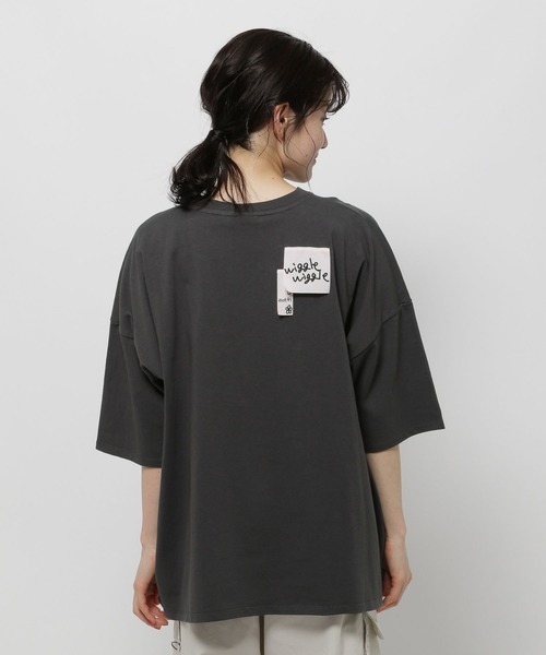 WIGGLE WIGGLE（ウィグルウィグル）の「【wiggle wiggle(ウィグルウィグル)】コラボモチーフTシャツ（Tシャツ/カットソー・レディース・チャコール/ブルー/ナチュラル/オフホワイト・LARGE/MEDIUM）」の21枚目の写真