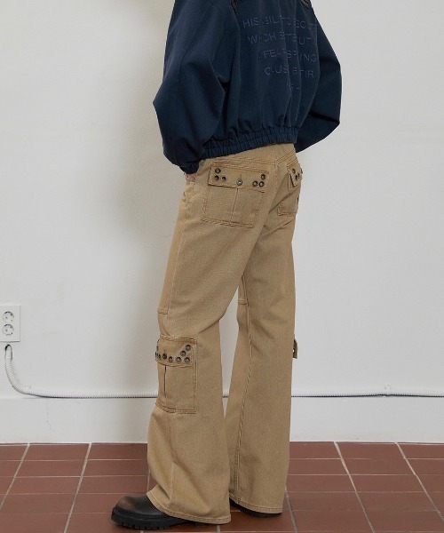 ESC STUDIO（イーエスシースタジオ）の「【ESC STUDIO】eyelet denim bootcut pants / 【イーエスシースタジオ】アイレットブーツカットデニムパンツ（デニムパンツ・メンズ・ブラック/ベージュ・S/M）」の16枚目の写真