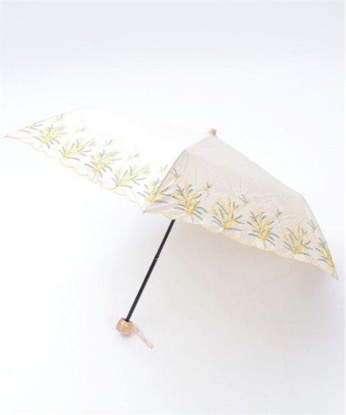 axes femme（アクシーズファム）の「ミモザ刺繍晴雨兼用折傘（折りたたみ傘・レディース・キナリ・FREE）」の10枚目の写真