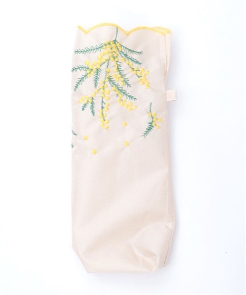 axes femme（アクシーズファム）の「ミモザ刺繍晴雨兼用折傘（折りたたみ傘・レディース・キナリ・FREE）」の7枚目の写真