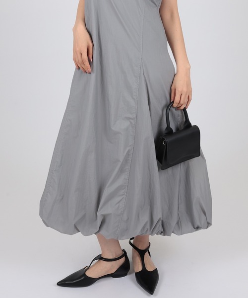 SUWDEE(スーディー)の「sleeveless drawstring balloon dress(ワンピース・レディース・ブラック/グレー・FREE)」の14枚目の写真