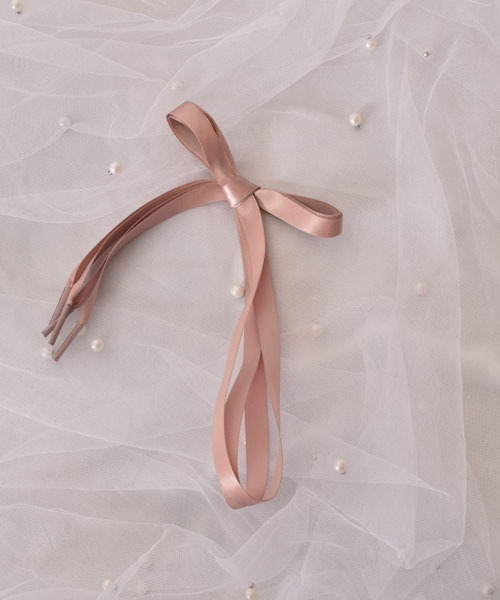 VIBGYOR Women（ヴィブジョー　ウィメン）の「【float】《推し活/推しカラー/メンカラ》細 サテン リボン 靴紐【9色展開】（シューズアクセサリー・レディース・スモークピンク/スカイブルー/ホワイト/ブラック/オフホワイト/グレー/ベビーピンク/ライトパープル/ラベンダー・FREE）」の14枚目の写真