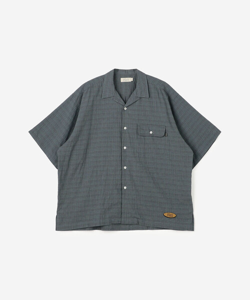 SEDAN ALL-PURPOSE（セダンオールパーパス）の「SEDAN ALL-PURPOSE | Dobby Plaid Open Collar S/S Shirt MEN（シャツ/ブラウス・メンズ・ブルー/ブラウン・XL/L/M）」の2枚目の写真