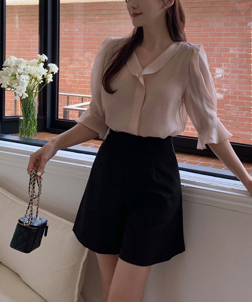 Doula Doula（ドゥーラドゥーラ）の「Vネックフリルブラウス（シャツ/ブラウス・レディース・ピンク/ホワイト/ネイビー・FREE）」の17枚目の写真