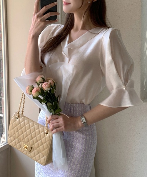 Doula Doula（ドゥーラドゥーラ）の「Vネックフリルブラウス（シャツ/ブラウス・レディース・ピンク/ホワイト/ネイビー・FREE）」の20枚目の写真