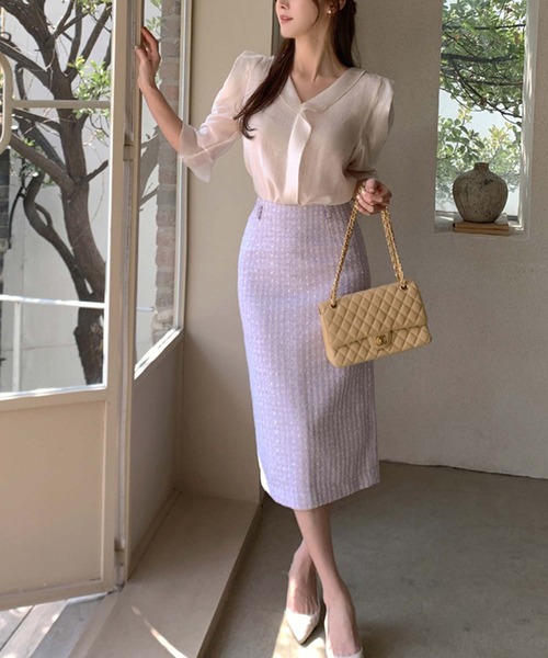 Doula Doula（ドゥーラドゥーラ）の「Vネックフリルブラウス（シャツ/ブラウス・レディース・ピンク/ホワイト/ネイビー・FREE）」の19枚目の写真