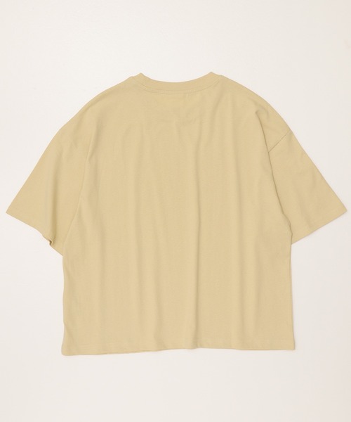 sanrio(サンリオ)の「【Sanrio/サンリオ】天竺 WIDEシルエット ワンポイント刺繍/プリント/レトロ 半袖Tシャツ(Tシャツ/カットソー・レディース・レッド系/ライトグリーン/ブラック/サックスブルー/イエロー/ネイビー/ライトピンク/オートミール・M/L)」の14枚目の写真