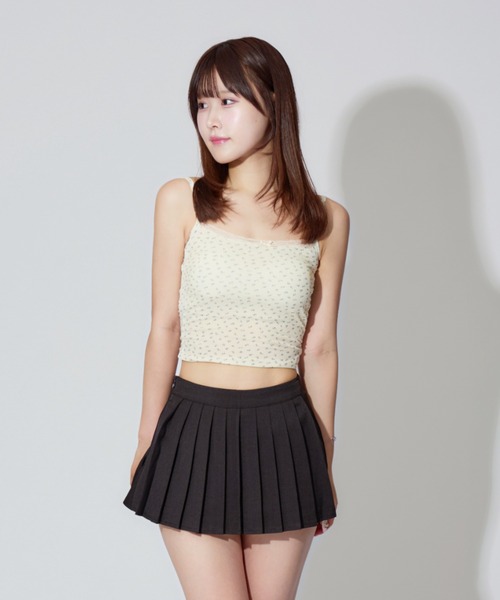 ALLuRing ChaRm(アリュリングチャーム)の「Floral Frills Camisole / 花柄フリルキャミソール 小花柄 カップ付(キャミソール・レディース・ブラック/ホワイト・FREE)」の15枚目の写真