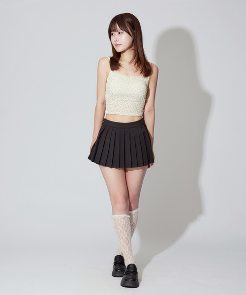 ALLuRing ChaRm(アリュリングチャーム)の「Floral Frills Camisole / 花柄フリルキャミソール 小花柄 カップ付(キャミソール・レディース・ブラック/ホワイト・FREE)」の20枚目の写真