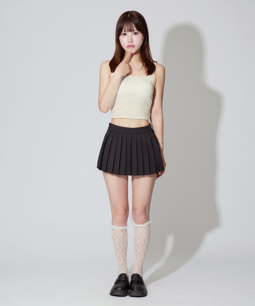 ALLuRing ChaRm(アリュリングチャーム)の「Floral Frills Camisole / 花柄フリルキャミソール 小花柄 カップ付(キャミソール・レディース・ブラック/ホワイト・FREE)」の17枚目の写真