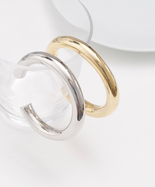 LINFA　（リンファ）の「シンプル　ボリュームメタルバングル（バングル/リストバンド・レディース・ゴールド/シルバー・FREE）」の6枚目の写真