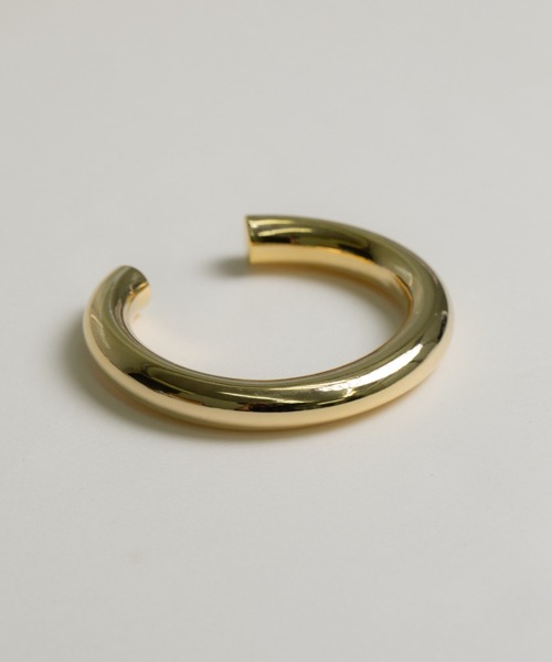 LINFA　（リンファ）の「シンプル　ボリュームメタルバングル（バングル/リストバンド・レディース・ゴールド/シルバー・FREE）」の12枚目の写真