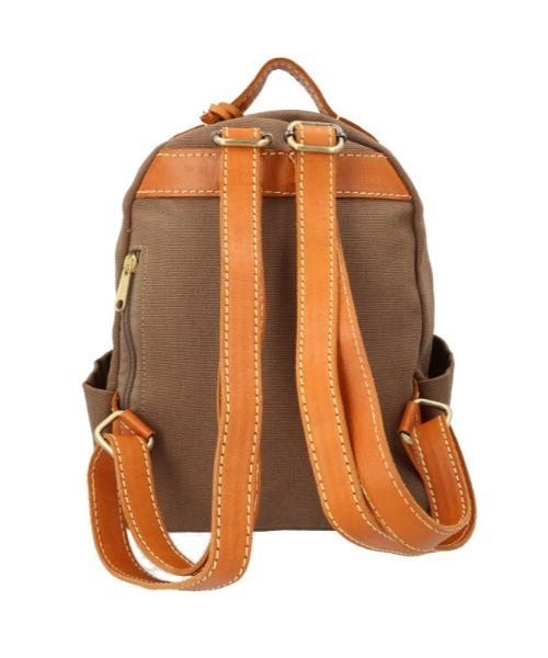 zucchero（ズッケロ）の「zucchero キャンバスxカウレザー リュック（バックパック/リュック・レディース・ブラウン/ネイビー/カーキ・FREE）」の5枚目の写真