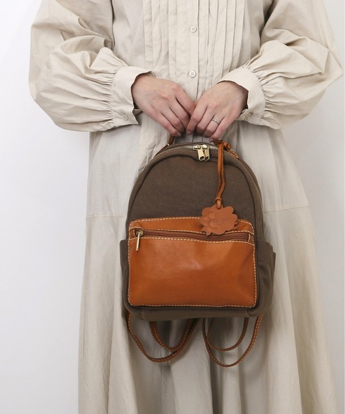 zucchero（ズッケロ）の「zucchero キャンバスxカウレザー リュック（バックパック/リュック・レディース・ブラウン/ネイビー/カーキ・FREE）」の7枚目の写真