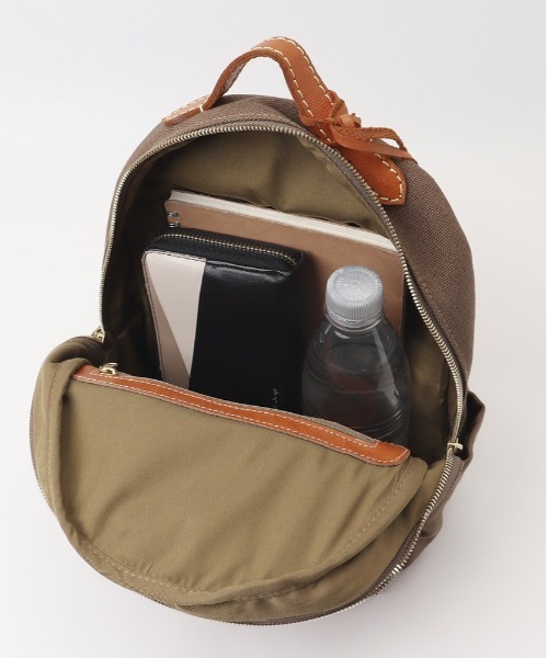 zucchero（ズッケロ）の「zucchero キャンバスxカウレザー リュック（バックパック/リュック・レディース・ブラウン/ネイビー/カーキ・FREE）」の10枚目の写真
