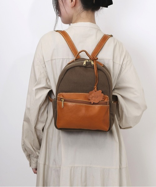 zucchero（ズッケロ）の「zucchero キャンバスxカウレザー リュック（バックパック/リュック・レディース・ブラウン/ネイビー/カーキ・FREE）」の17枚目の写真