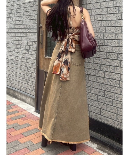 EVRIS（エヴリス）の「フリンジスリットロングデニムスカート（デニムスカート・レディース・ライトブルー/インディゴブルー・SMALL/MEDIUM）」の5枚目の写真