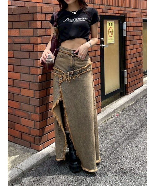 EVRIS（エヴリス）の「フリンジスリットロングデニムスカート（デニムスカート・レディース・ライトブルー/インディゴブルー・SMALL/MEDIUM）」の12枚目の写真