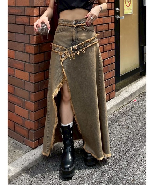 EVRIS（エヴリス）の「フリンジスリットロングデニムスカート（デニムスカート・レディース・ライトブルー/インディゴブルー・SMALL/MEDIUM）」の10枚目の写真