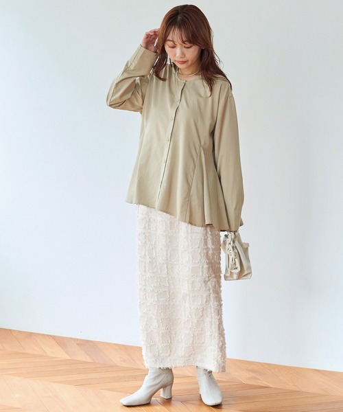 LAVEANGE（ラビアンジェ）の「【好機能シリーズ】抗菌/防臭 ペプラムフレアブラウス（シャツ/ブラウス・レディース・ブラック/ベージュ・5L/4L/3L/LL/M）」の20枚目の写真