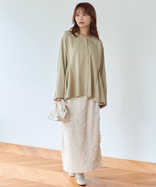 LAVEANGE（ラビアンジェ）の「【好機能シリーズ】抗菌/防臭 ペプラムフレアブラウス（シャツ/ブラウス・レディース・ブラック/ベージュ・5L/4L/3L/LL/M）」の21枚目の写真