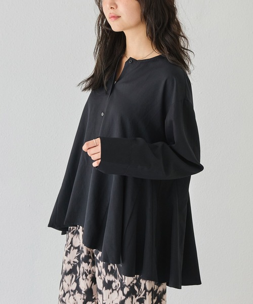 LAVEANGE（ラビアンジェ）の「【好機能シリーズ】抗菌/防臭 ペプラムフレアブラウス（シャツ/ブラウス・レディース・ブラック/ベージュ・5L/4L/3L/LL/M）」の5枚目の写真