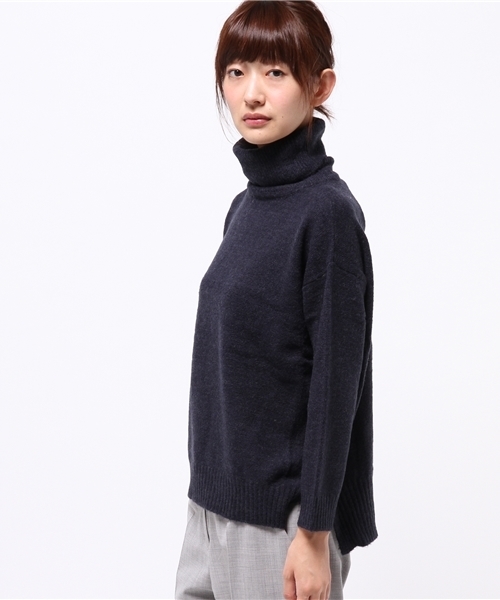 koe(コエ)の「タートルリラックスニットプルオーバー(ニット/セーター・レディース・LT.Gray/ワインレッド/キャメル/アイボリー/ライトブルー/ネイビー・MEDIUM/SMALL/LARGE)」の10枚目の写真