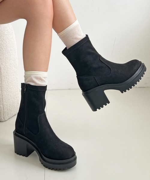 Shoes in Closet(シューズインクローゼット)の「軽量厚底 ヒールアップ フィット ストレッチ ショートブーツ 2643(ブーツ・レディース・ダークブラウン/ブラック/ブラック系8・M/L/S/LL)」の12枚目の写真