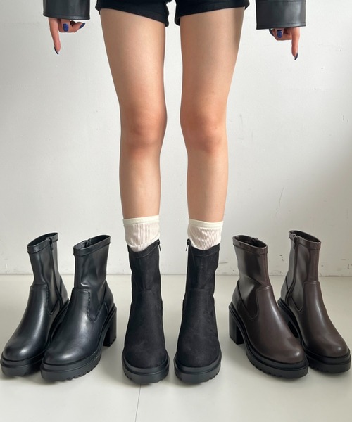 Shoes in Closet(シューズインクローゼット)の「軽量厚底 ヒールアップ フィット ストレッチ ショートブーツ 2643(ブーツ・レディース・ダークブラウン/ブラック/ブラック系8・M/L/S/LL)」の21枚目の写真