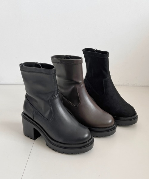 Shoes in Closet(シューズインクローゼット)の「軽量厚底 ヒールアップ フィット ストレッチ ショートブーツ 2643(ブーツ・レディース・ダークブラウン/ブラック/ブラック系8・M/L/S/LL)」の22枚目の写真