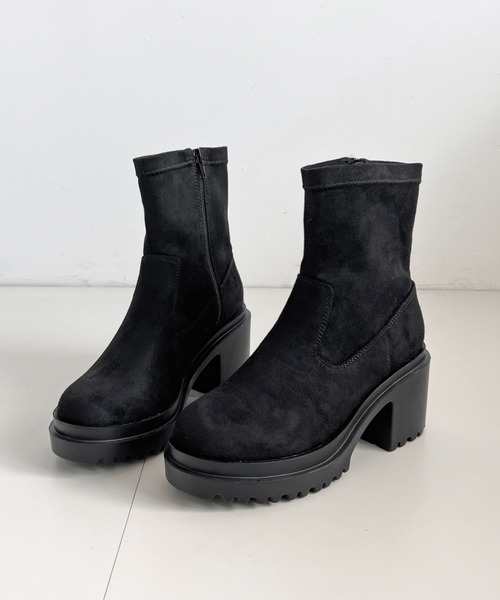 Shoes in Closet(シューズインクローゼット)の「軽量厚底 ヒールアップ フィット ストレッチ ショートブーツ 2643(ブーツ・レディース・ダークブラウン/ブラック/ブラック系8・M/L/S/LL)」の14枚目の写真