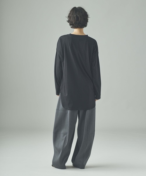 Curensology（カレンソロジー）の「Curensology(カレンソロジー)/シャツテイルロングTシャツ（Tシャツ/カットソー・レディース・ブラック/ホワイト・FREE）」の18枚目の写真