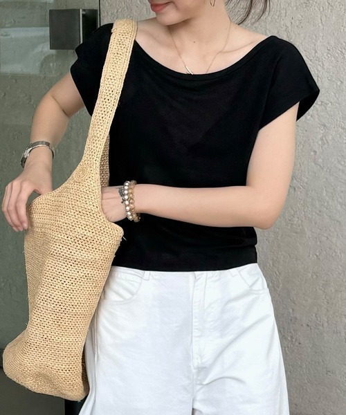 Lace Ladies(レースレディース)の「バックオープン ドロスト ラウンドネック フレンチスリーブ Tシャツ(Tシャツ/カットソー・レディース・ブラック/ブルー/ホワイト・FREE)」の2枚目の写真