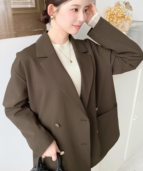 moment+（モーメントプラス）の「マットゴールド釦ダブルテーラード