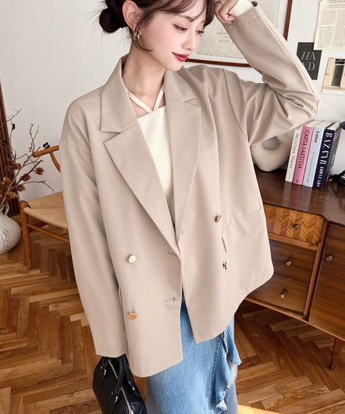 マットゴールド釦ダブルテーラードジャケット（テーラードジャケット