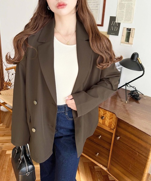 moment+（モーメントプラス）の「マットゴールド釦ダブルテーラードジャケット（テーラードジャケット・レディース・ブラック/ベージュ/ブラウン/ネイビー・M/L）」の15枚目の写真