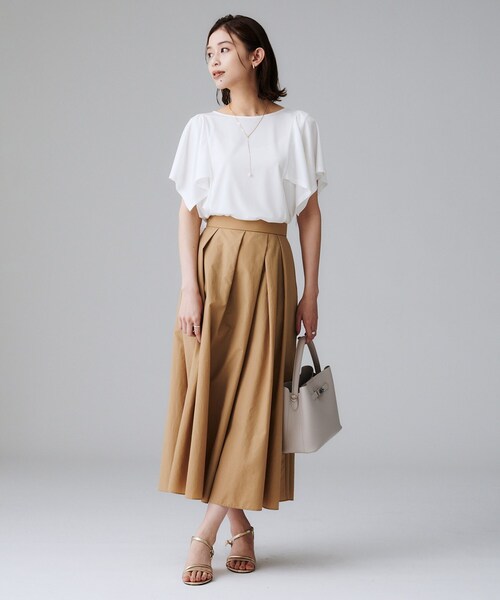 UNTITLED（アンタイトル）の「【きれいめ／接触冷感／日本製】ハンカチスリーブプルオーバー（Tシャツ/カットソー・レディース・チャコールグレー/オフホワイト/ブルー系その他・00/02/04/44/48/50）」の7枚目の写真