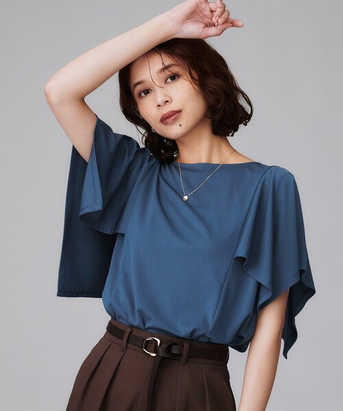 UNTITLED（アンタイトル）の「【きれいめ／接触冷感／日本製】ハンカチスリーブプルオーバー（Tシャツ/カットソー・レディース・チャコールグレー/オフホワイト/ブルー系その他・00/02/04/44/48/50）」の13枚目の写真