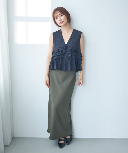 mysty woman（ミスティウーマン）の「フリルジレ 581427（ベスト・レディース・ブラック/ブラウン/ベージュ・FREE）」の4枚目の写真